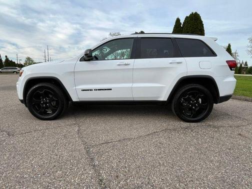 2019 Jeep Grand Cherokee Upland