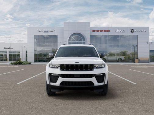 Bright White Clearcoat 2027 Jeep Grand Cherokee L Limited