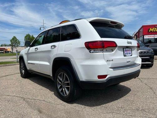 Bright White Clearcoat 2022 Jeep Grand Cherokee Limited