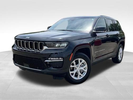 Diamond Black Crystal Pearlcoat 2023 Jeep Grand Cherokee Limited
