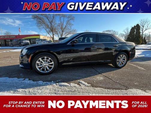 2023 Chrysler 300 Touring