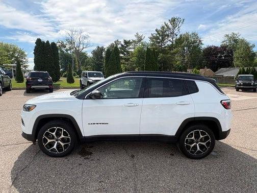 Bright White Clearcoat 2025 Jeep Compass Limited
