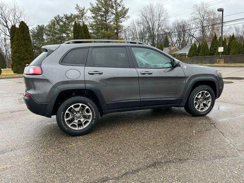 2020 Jeep Cherokee Trailhawk