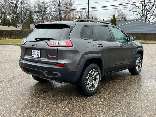 2020 Jeep Cherokee Trailhawk