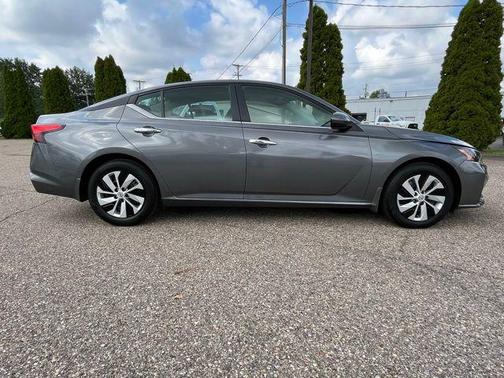 2023 Nissan Altima S FWD