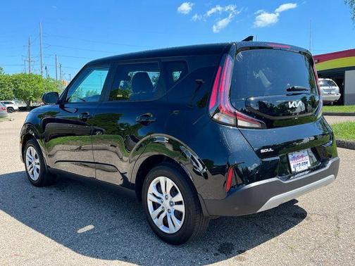 2023 Kia Soul LX