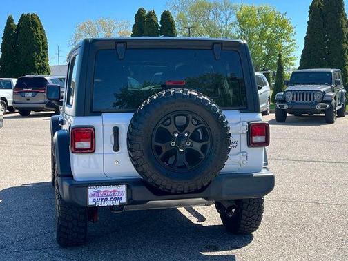Bright White Clearcoat 2022 Jeep Wrangler Unlimited Sport