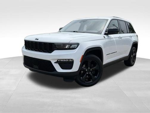 Bright White Clearcoat 2023 Jeep Grand Cherokee Limited