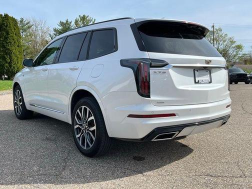 2022 Cadillac XT6 Sport AWD