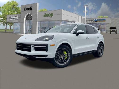 2024 Porsche Cayenne E-Hybrid S
