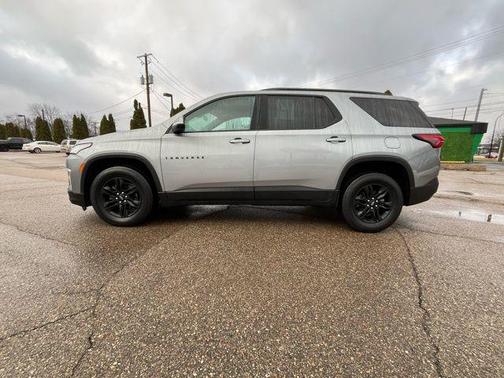 2024 Chevrolet Traverse LT Leather
