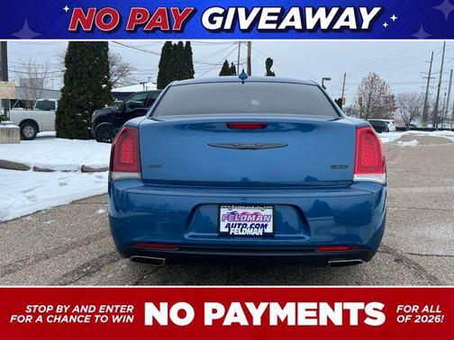 2022 Chrysler 300 Touring