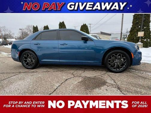 2022 Chrysler 300 Touring
