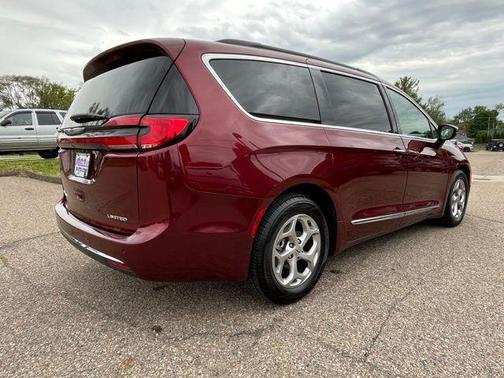 2023 Chrysler Pacifica Limited