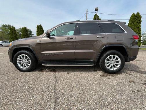 2021 Jeep Grand Cherokee Laredo