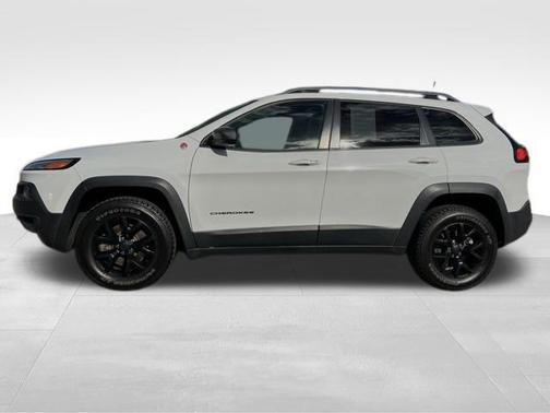 2018 Jeep Cherokee Trailhawk
