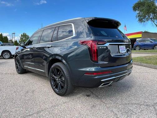 2023 Cadillac XT6 Premium Luxury FWD