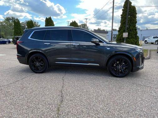 2023 Cadillac XT6 Premium Luxury FWD