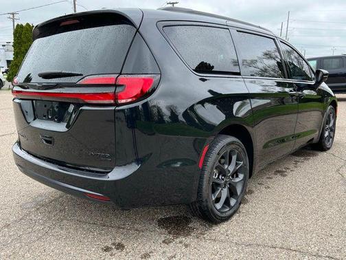 2022 Chrysler Pacifica Limited
