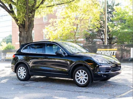 Black 2014 Porsche Cayenne Cayenne