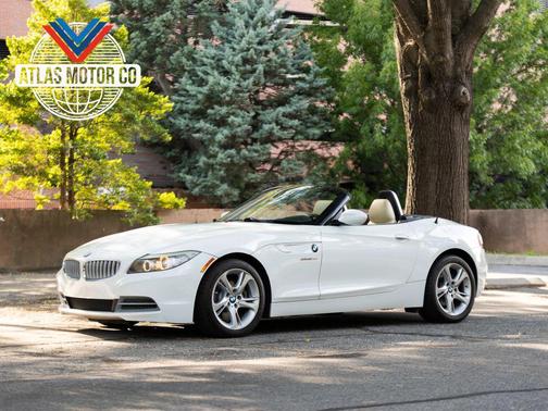 Alpine White 2009 BMW Z4 sDrive35i