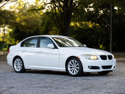2011 BMW 328 328i Sedan 4D