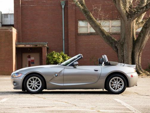 2003 BMW Z4 2.5i Roadster