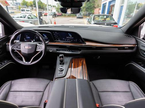 2023 Cadillac Escalade Premium Luxury