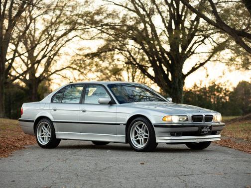 2001 BMW 740 740i Sedan 4D