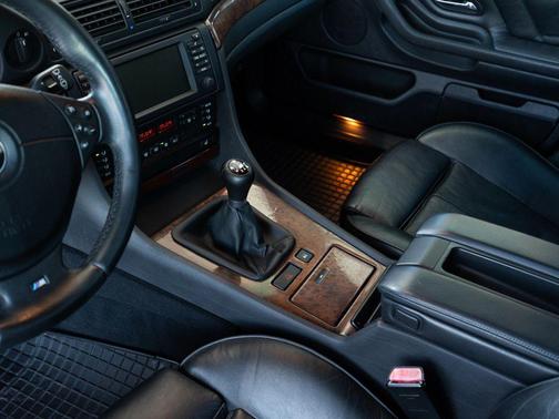 2001 BMW 740 740i Sedan 4D