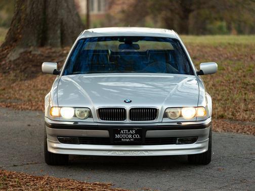 2001 BMW 740 740i Sedan 4D