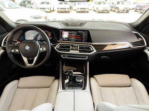 Black 2023 BMW X5 sDrive40i