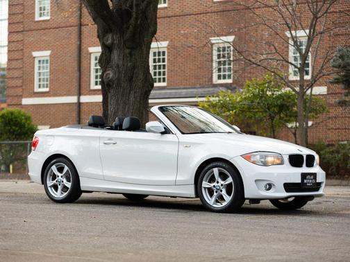 2013 BMW 128 128i Convertible 2D