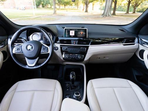 2021 BMW X1 xDrive28i