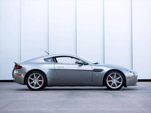 2007 Aston Martin V8 Vantage Base