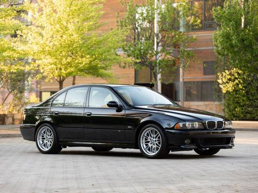 2000 BMW M5 Base