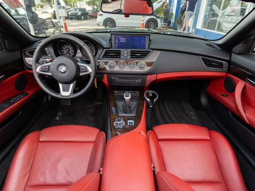 Jet Black 2010 BMW Z4 sDrive35i