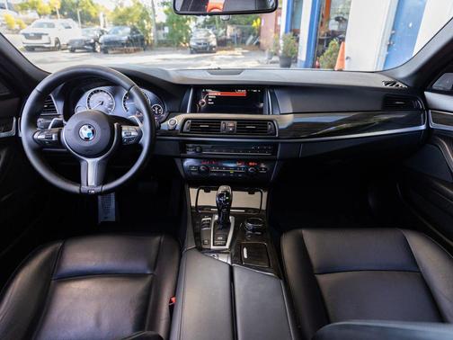 2016 BMW 528 528i Sedan 4D