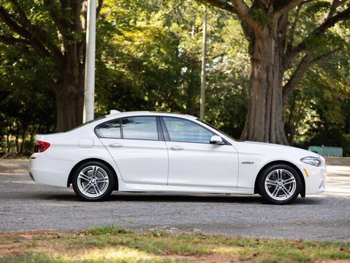 2016 BMW 528 528i Sedan 4D