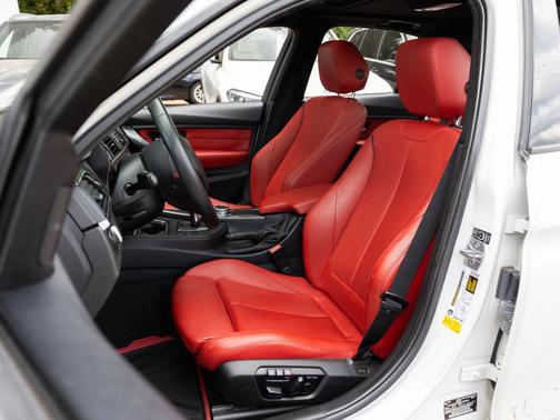 2015 BMW 328 328i Sedan 4D