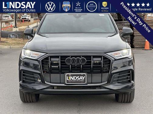 2022 Audi Q7 45 Premium Plus