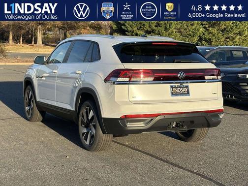 2026 Volkswagen Atlas Cross Sport 2.0T SE w/Technology 4MOTION
