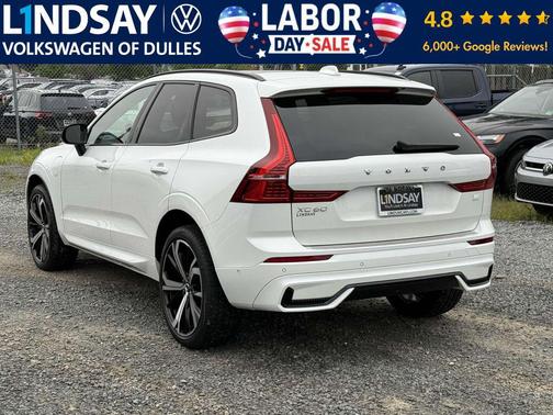 2023 Volvo XC60 Recharge Plug-In Hybrid T8 Ultimate Dark Theme