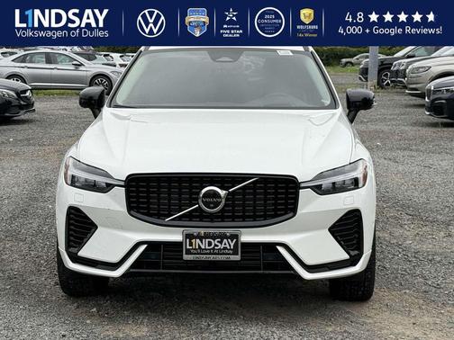2023 Volvo XC60 Recharge Plug-In Hybrid T8 Ultimate Dark Theme