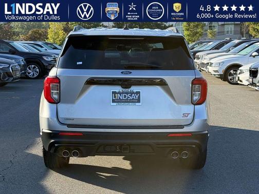 2022 Ford Explorer ST
