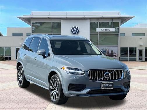 2023 Volvo XC90 B5 Core