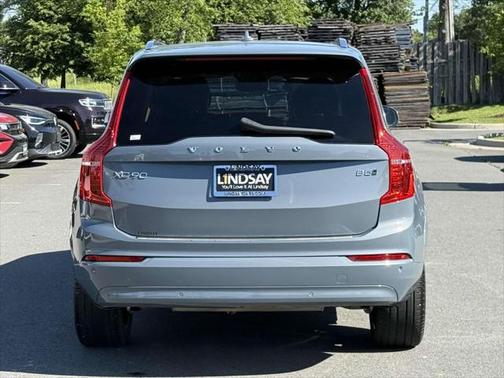 2023 Volvo XC90 B5 Core