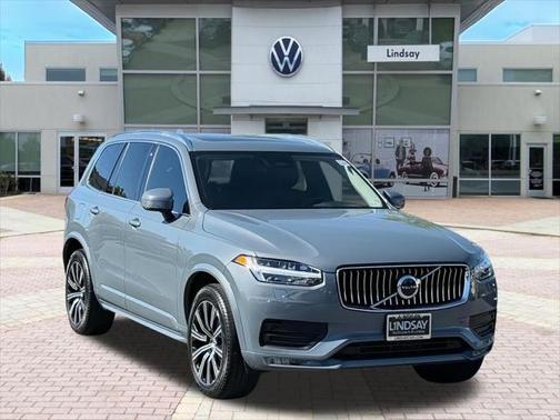 2023 Volvo XC90 B5 Core
