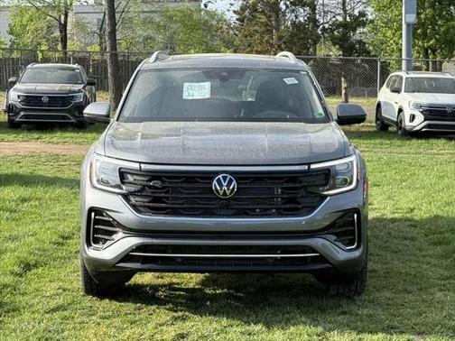 2025 Volkswagen Atlas 2.0T SEL Premium R-Line 4MOTION