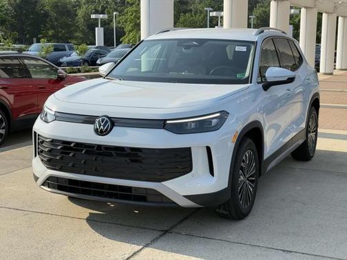 2025 Volkswagen Tiguan 2.0T S